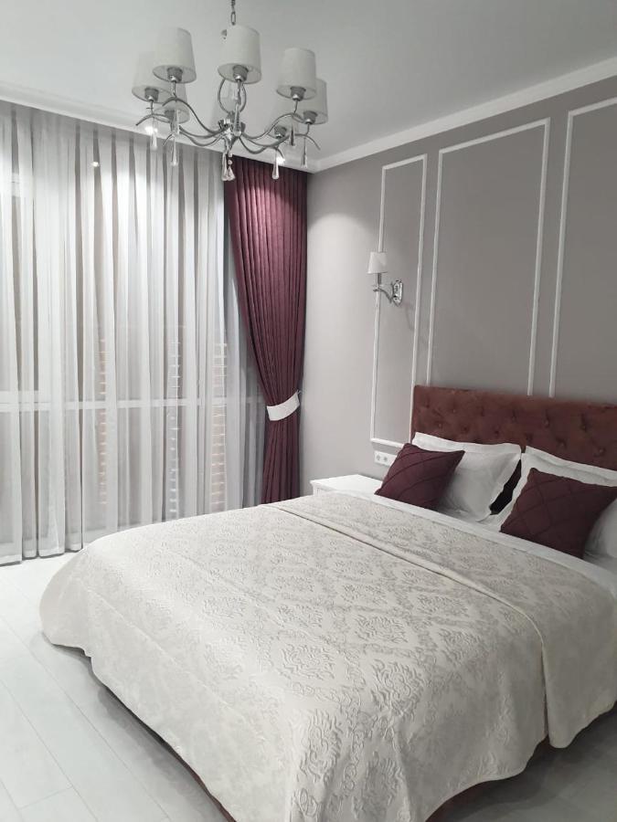 Sunny Apartments Near The Sea On Genuezskaya Odessa Ngoại thất bức ảnh