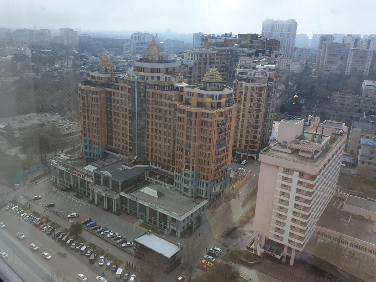 Sunny Apartments Near The Sea On Genuezskaya Odessa Ngoại thất bức ảnh