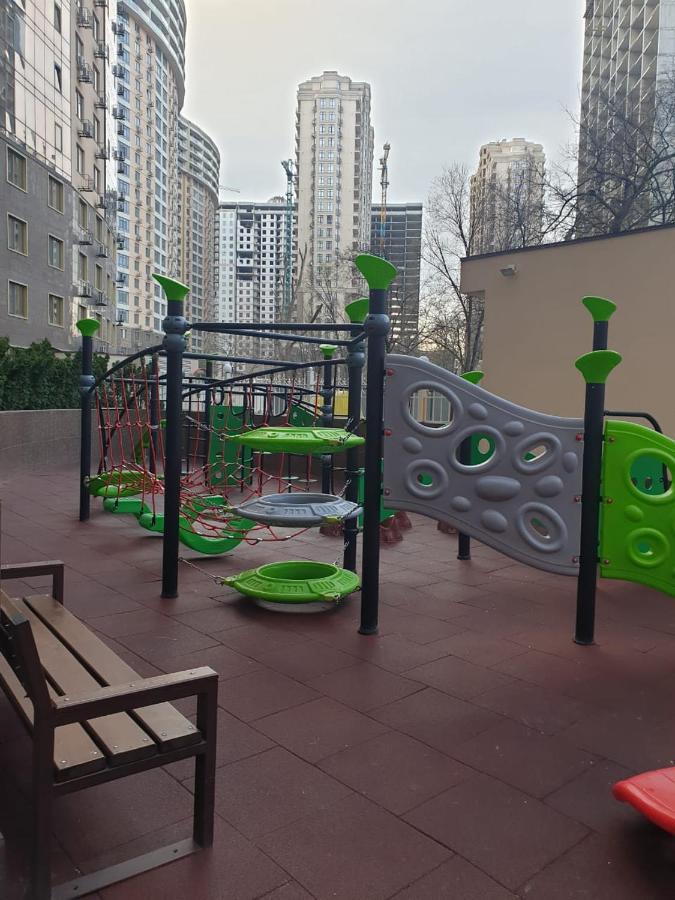 Sunny Apartments Near The Sea On Genuezskaya Odessa Ngoại thất bức ảnh