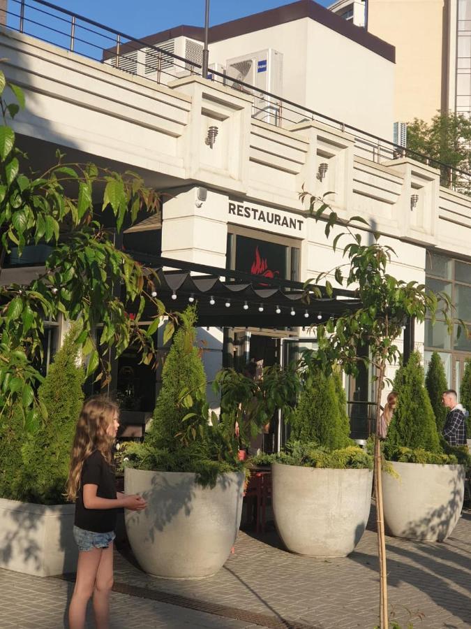Sunny Apartments Near The Sea On Genuezskaya Odessa Ngoại thất bức ảnh